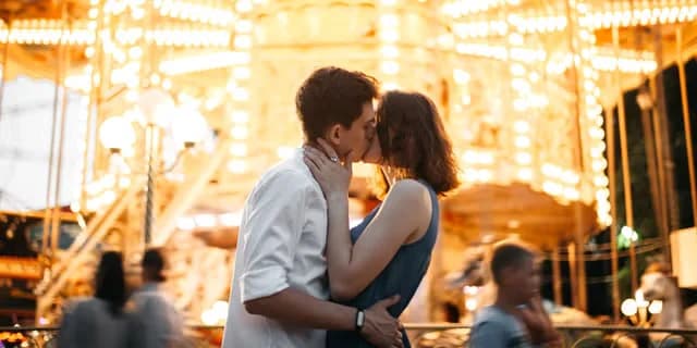 45 цікавих ідей для побачень, які не передбачають сидіння перед Netflix